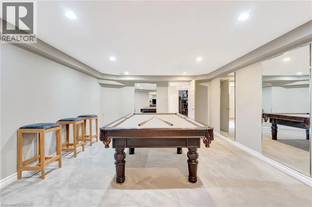 22 DEERPATH Court