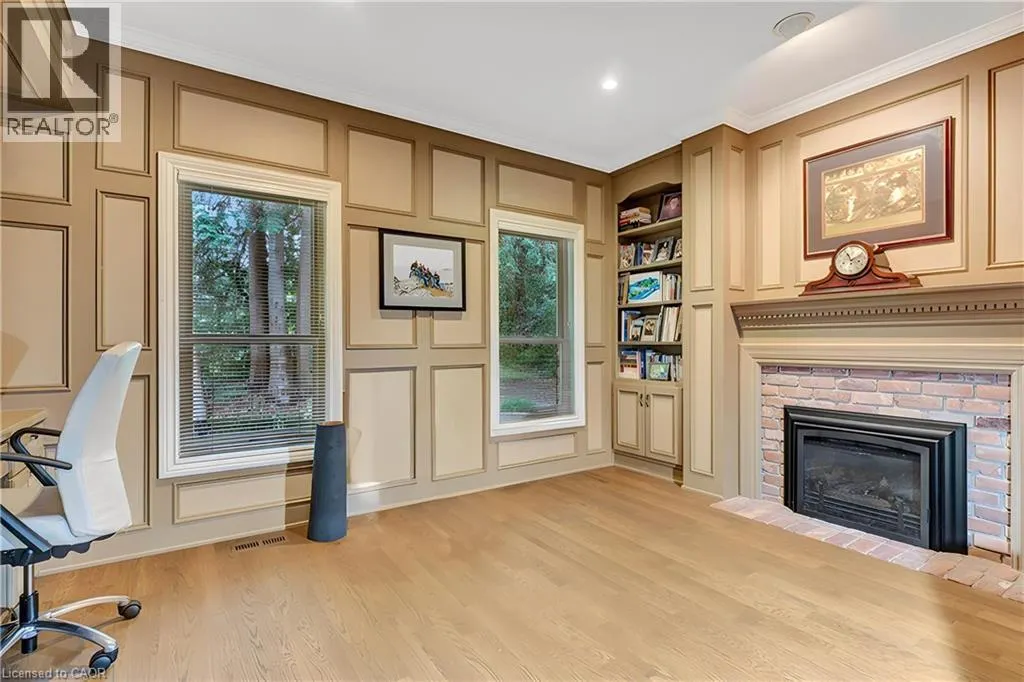 22 DEERPATH Court