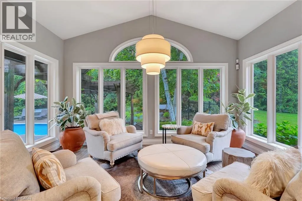 22 DEERPATH Court