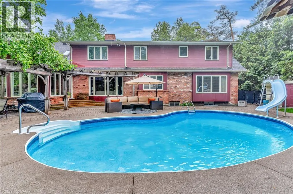 22 DEERPATH Court