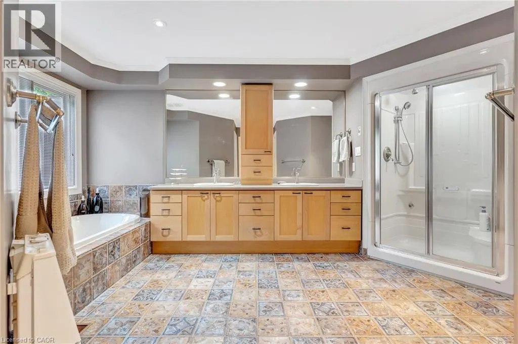22 DEERPATH Court