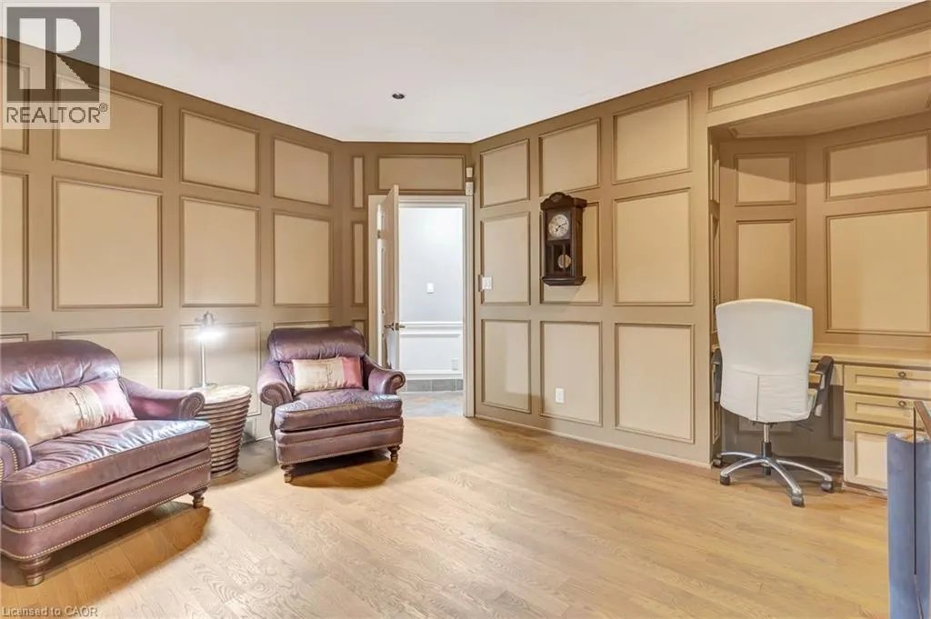 22 DEERPATH Court