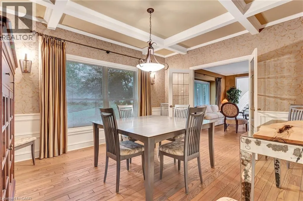 22 DEERPATH Court