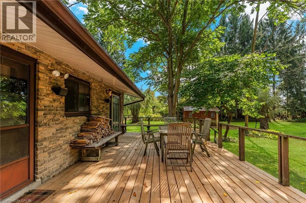 927 WAINFLEET/DUNNVILLE TOWNLINE Road