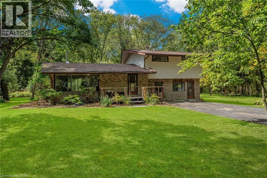 927 WAINFLEET/DUNNVILLE TOWNLINE Road