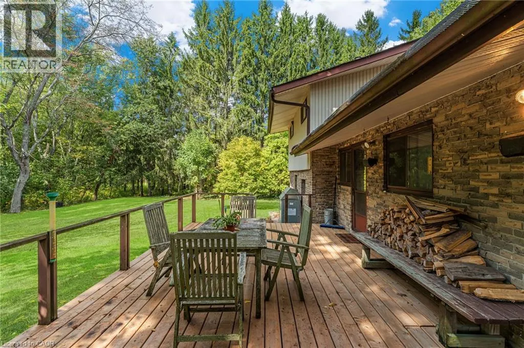 927 WAINFLEET/DUNNVILLE TOWNLINE Road