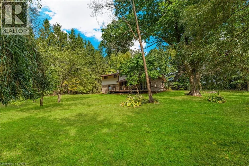 927 WAINFLEET/DUNNVILLE TOWNLINE Road