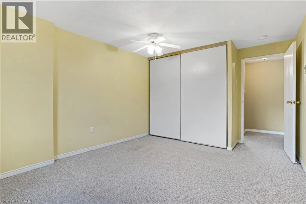 35 GREEN VALLEY Drive Unit# 902, #902