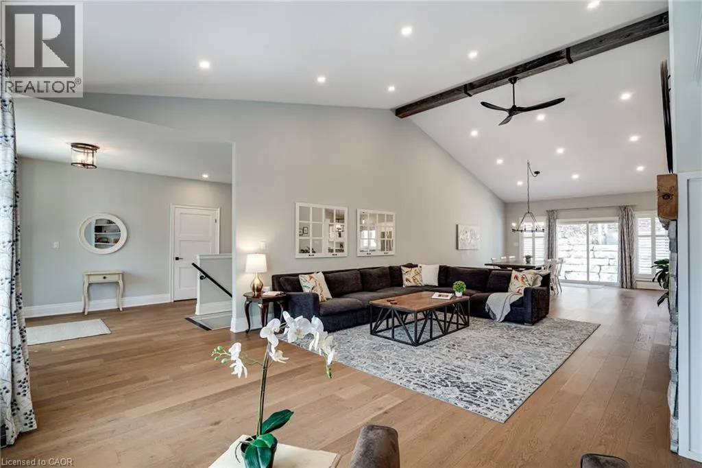 14 SULLIVAN'S Lane