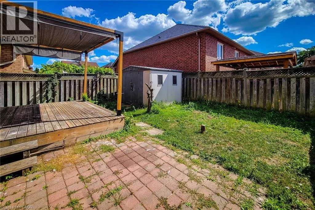 69 PEACHWOOD Crescent