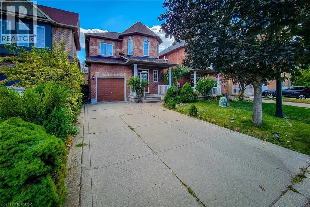 69 PEACHWOOD Crescent