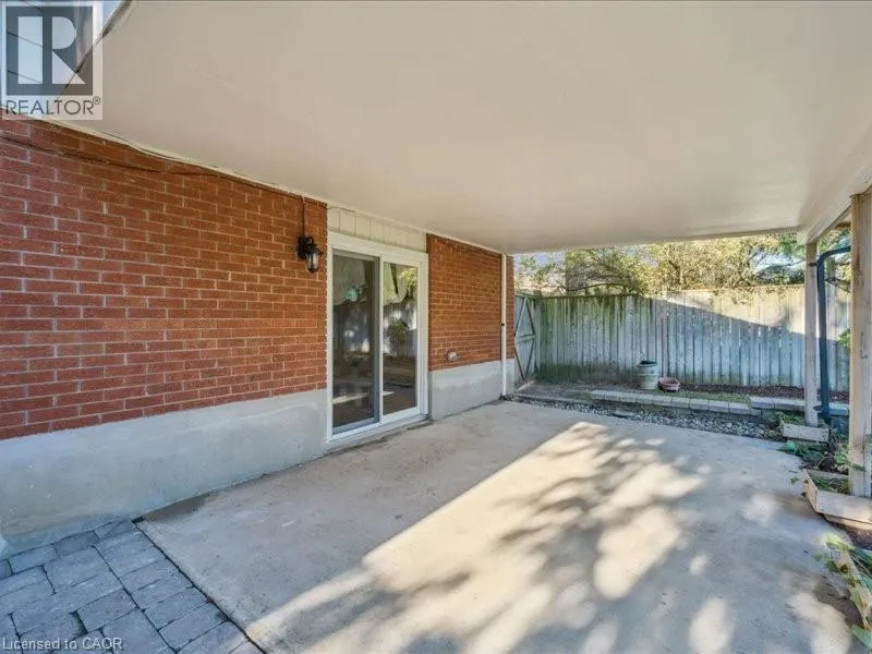 407 GRANGEWOOD Drive