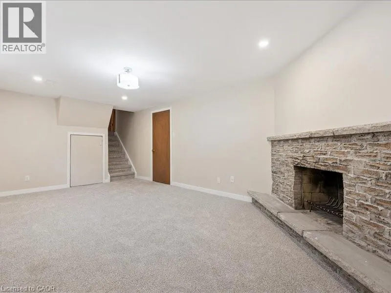 407 GRANGEWOOD Drive