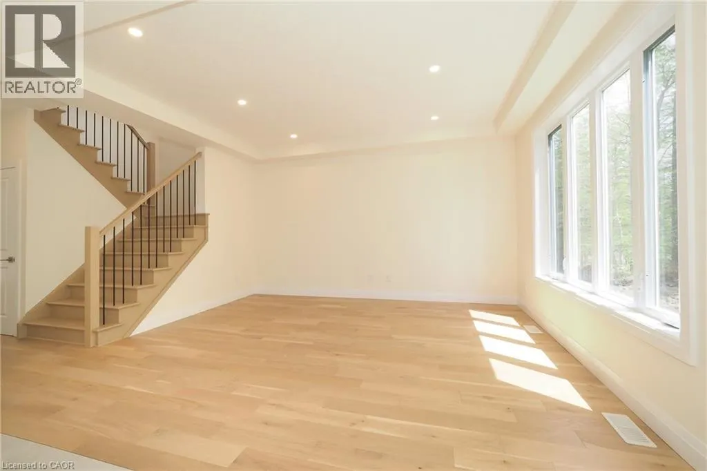220 JEFFREY Place