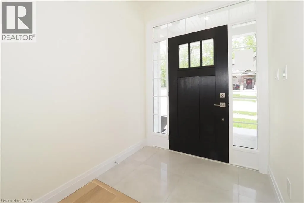 220 JEFFREY Place