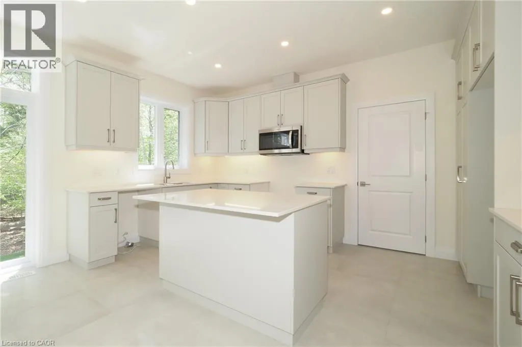 220 JEFFREY Place
