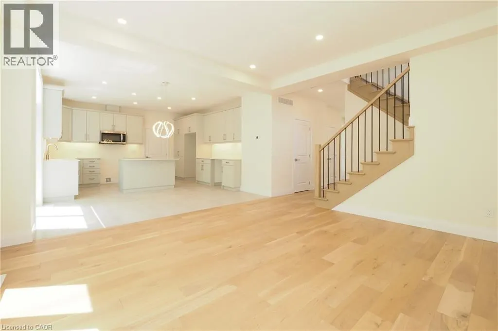 220 JEFFREY Place