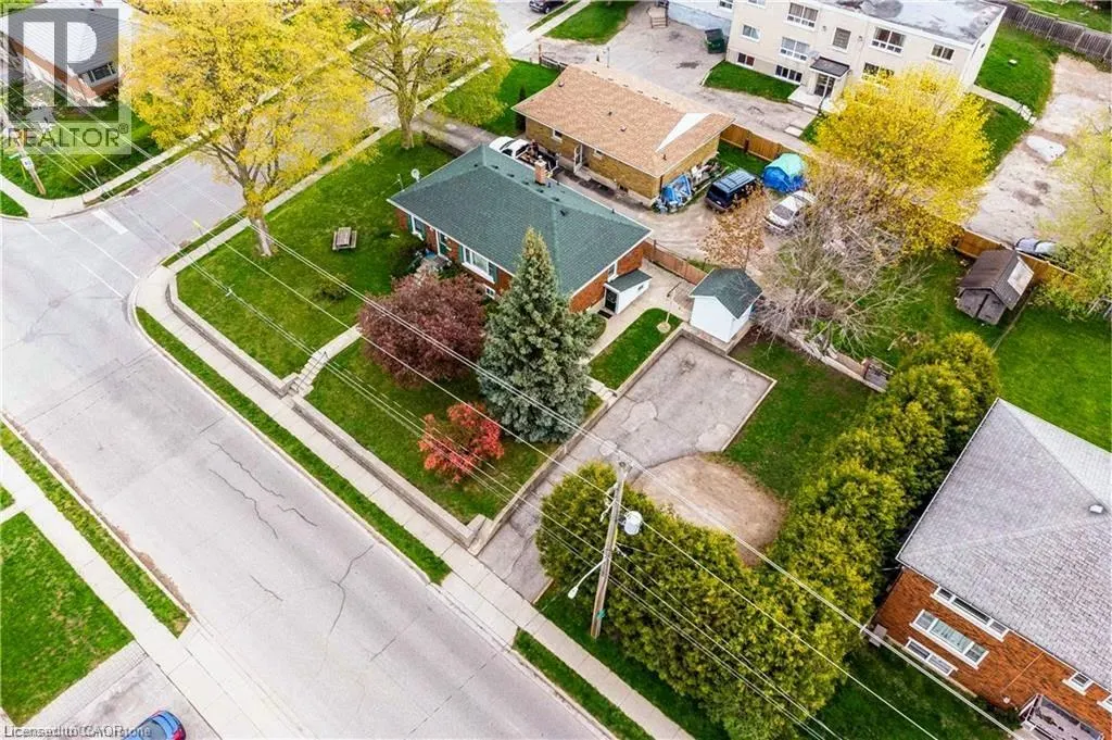89 ELGIN Street N Unit# B, #B