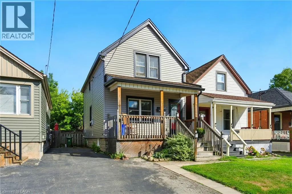 98 TUXEDO Avenue N