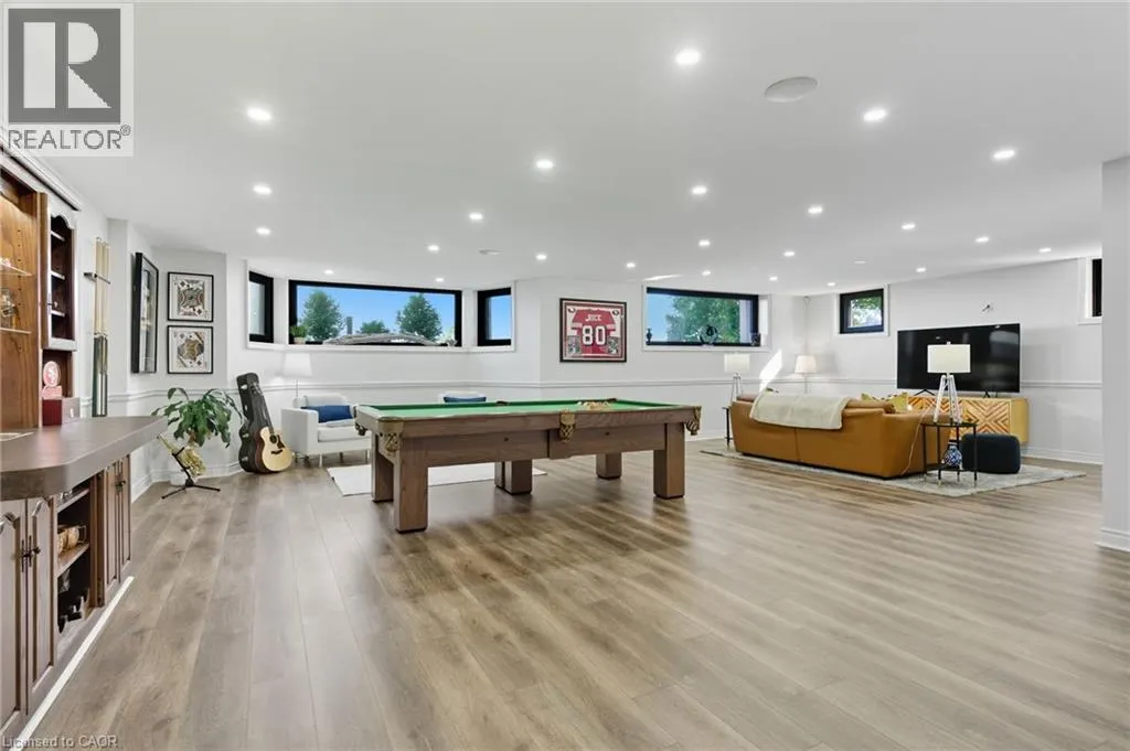 9 LOCHSIDE Drive