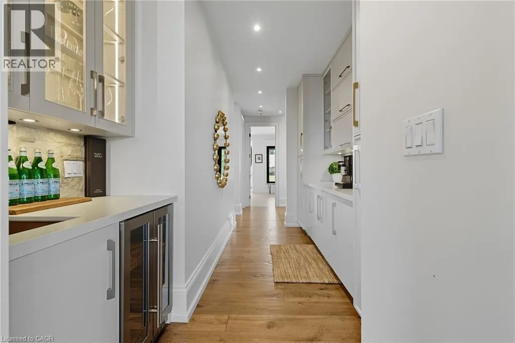 9 LOCHSIDE Drive