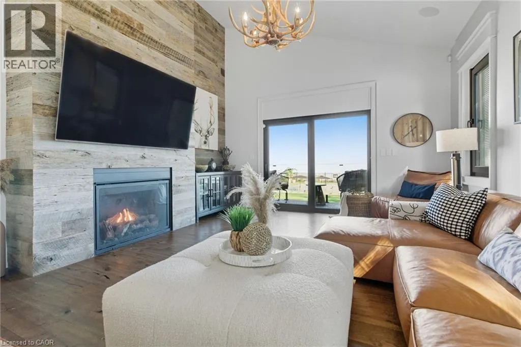 9 LOCHSIDE Drive
