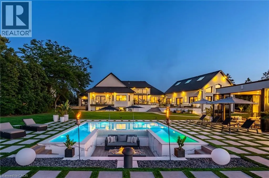 9 LOCHSIDE Drive