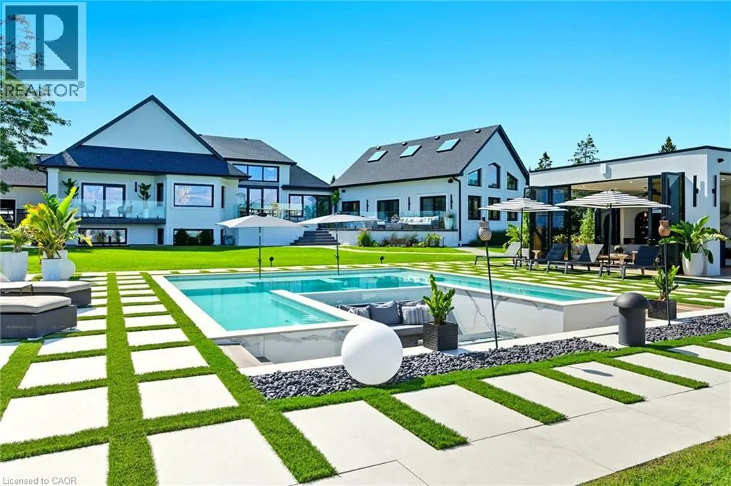 9 LOCHSIDE Drive