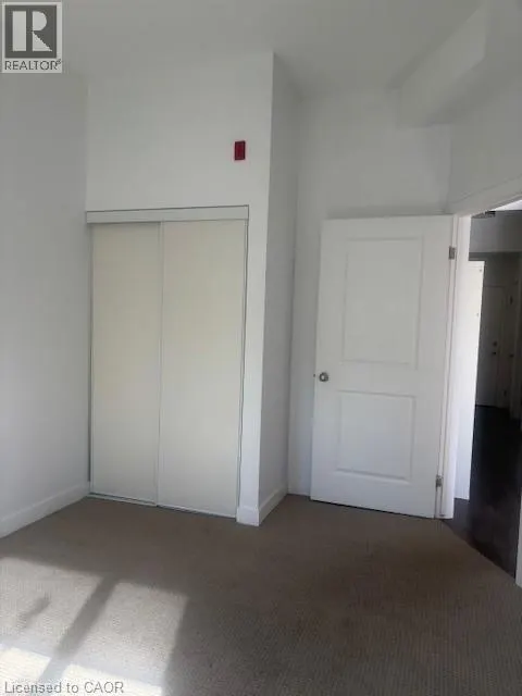 4040 UPPER MIDDLE Road Unit# 101, #101