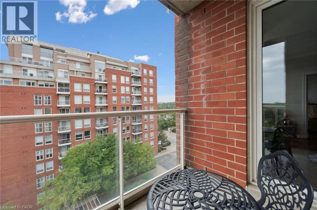 60 OLD MILL Road Unit# 704, #704