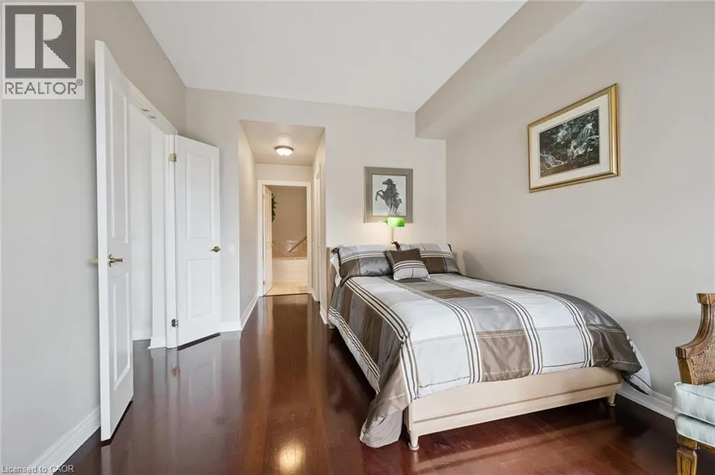 60 OLD MILL Road Unit# 704, #704