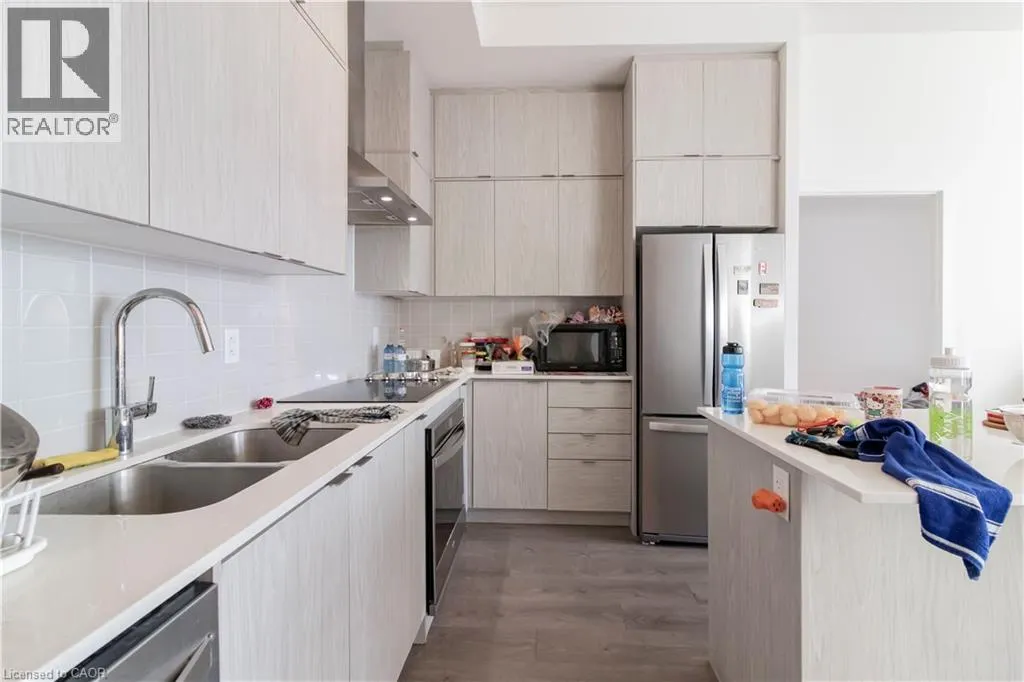 55 DUKE Street W Unit# 2401, #2401