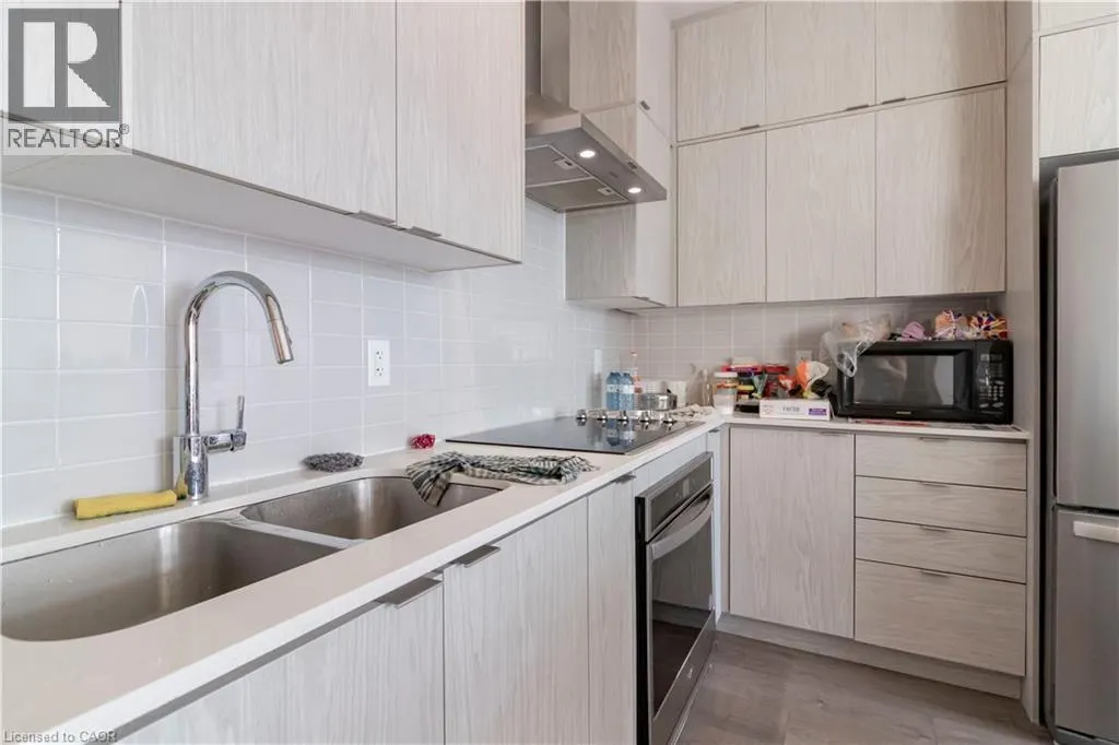 55 DUKE Street W Unit# 2401, #2401