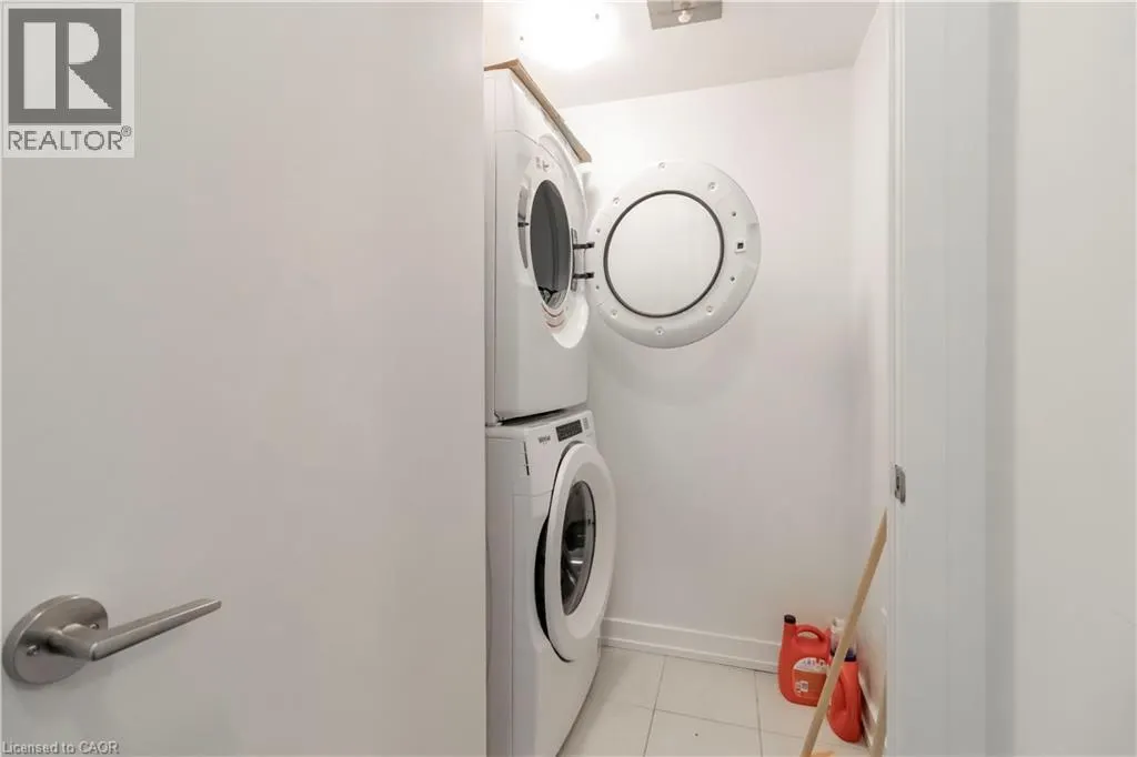 55 DUKE Street W Unit# 2401, #2401