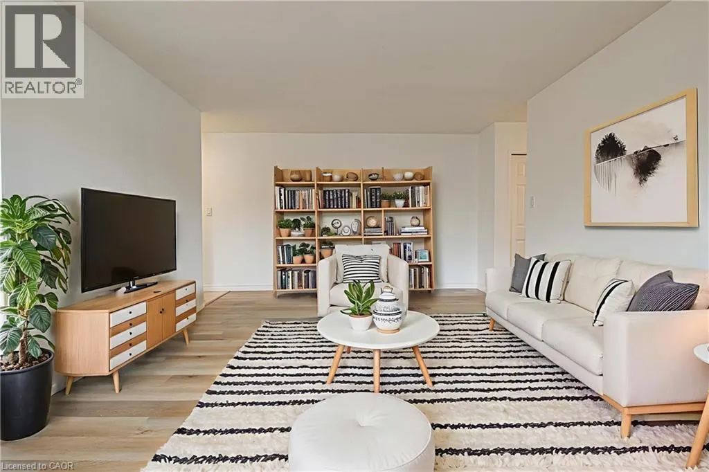 283 FAIRWAY Road N Unit# 405, #405