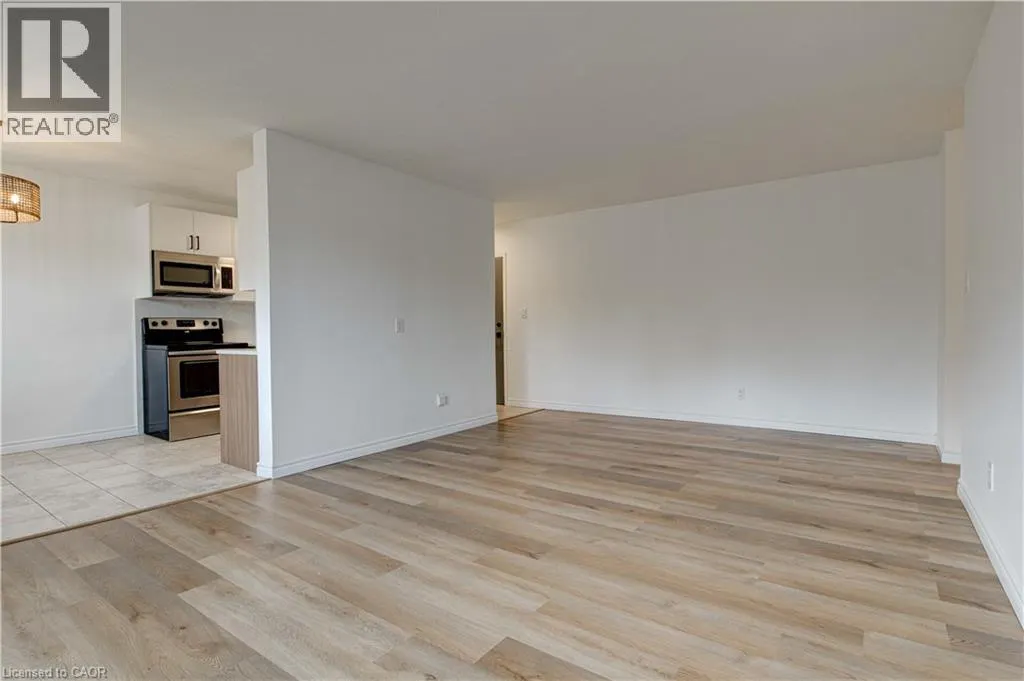 283 FAIRWAY Road N Unit# 405, #405