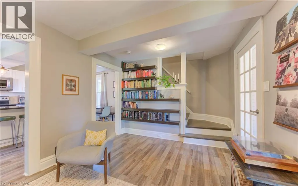 88 DEKAY Street