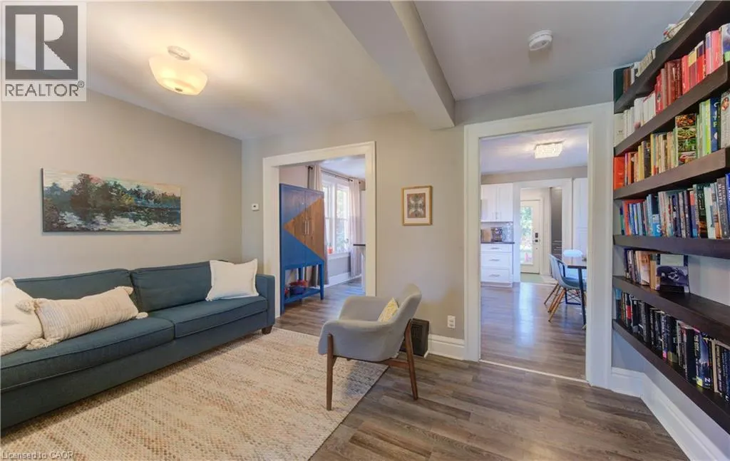 88 DEKAY Street