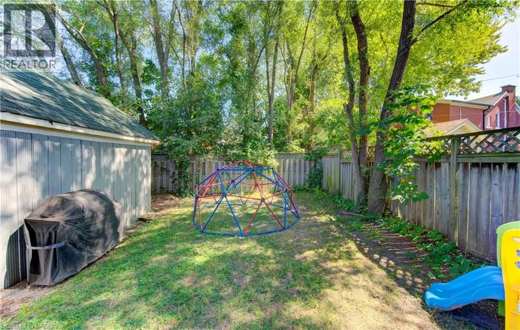 88 DEKAY Street