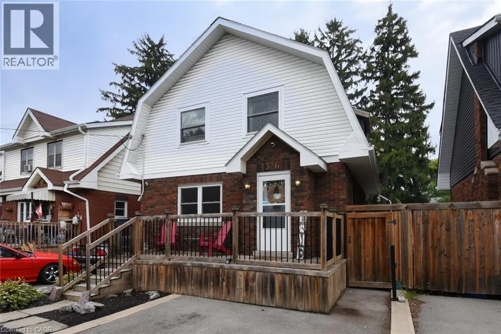 326 DARLING Street