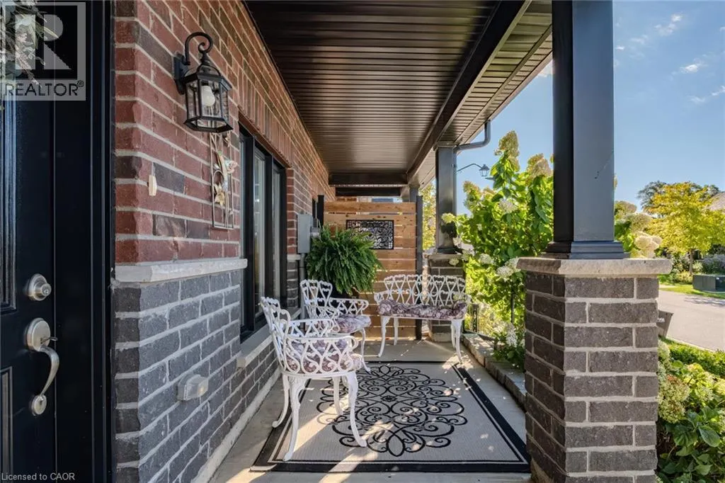 12 BROOKFIELD Lane