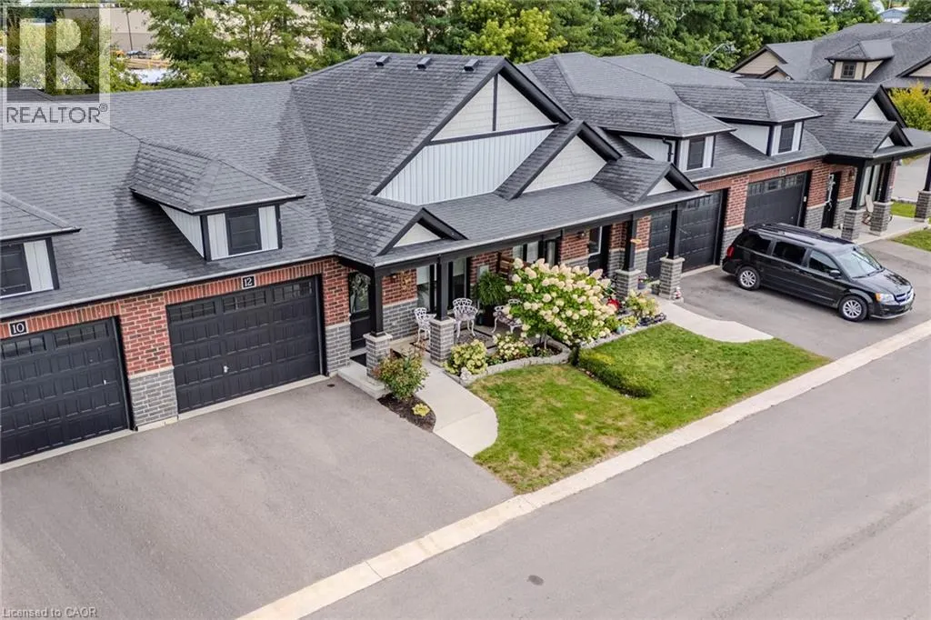 12 BROOKFIELD Lane