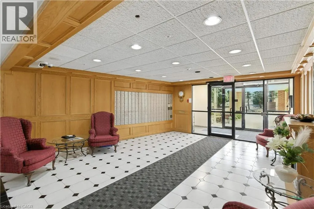 9 BONHEUR Court Unit# 807, #807