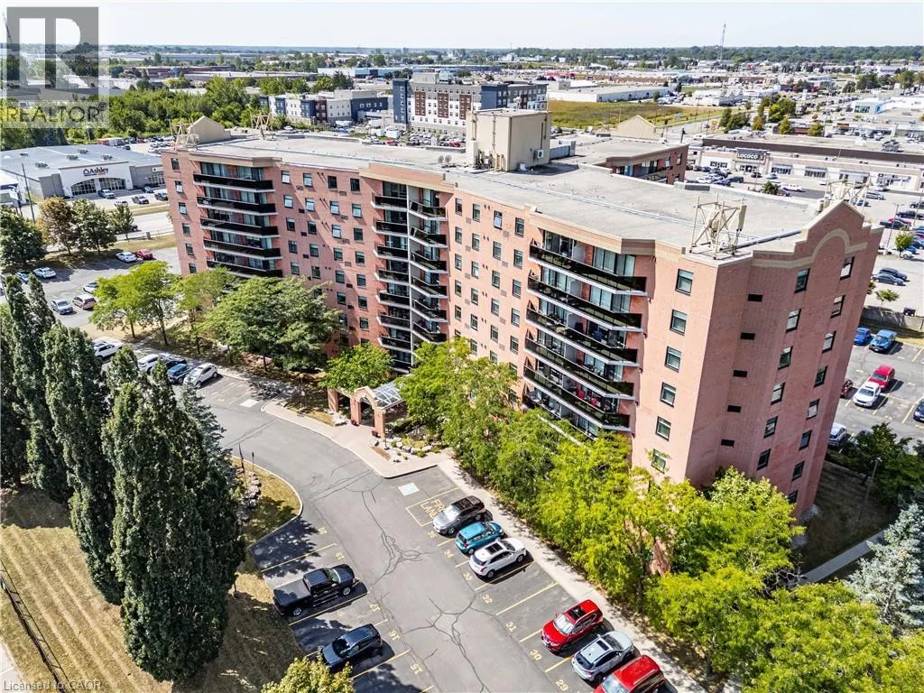 9 BONHEUR Court Unit# 807, #807