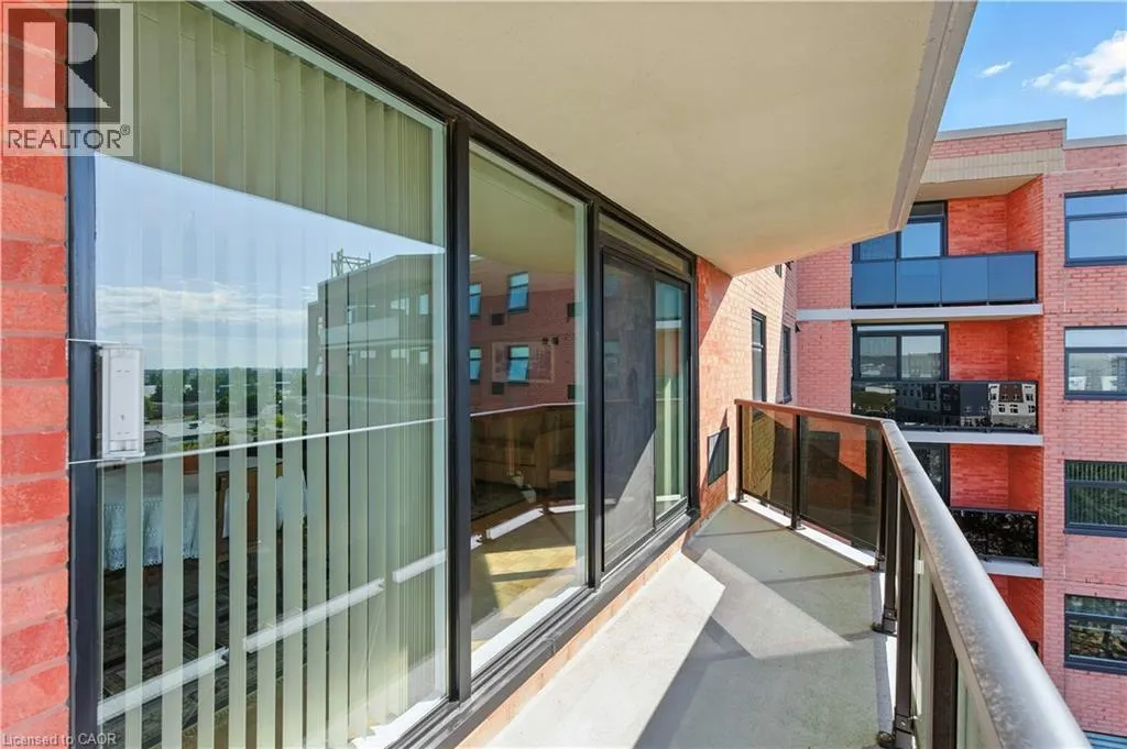 9 BONHEUR Court Unit# 807, #807