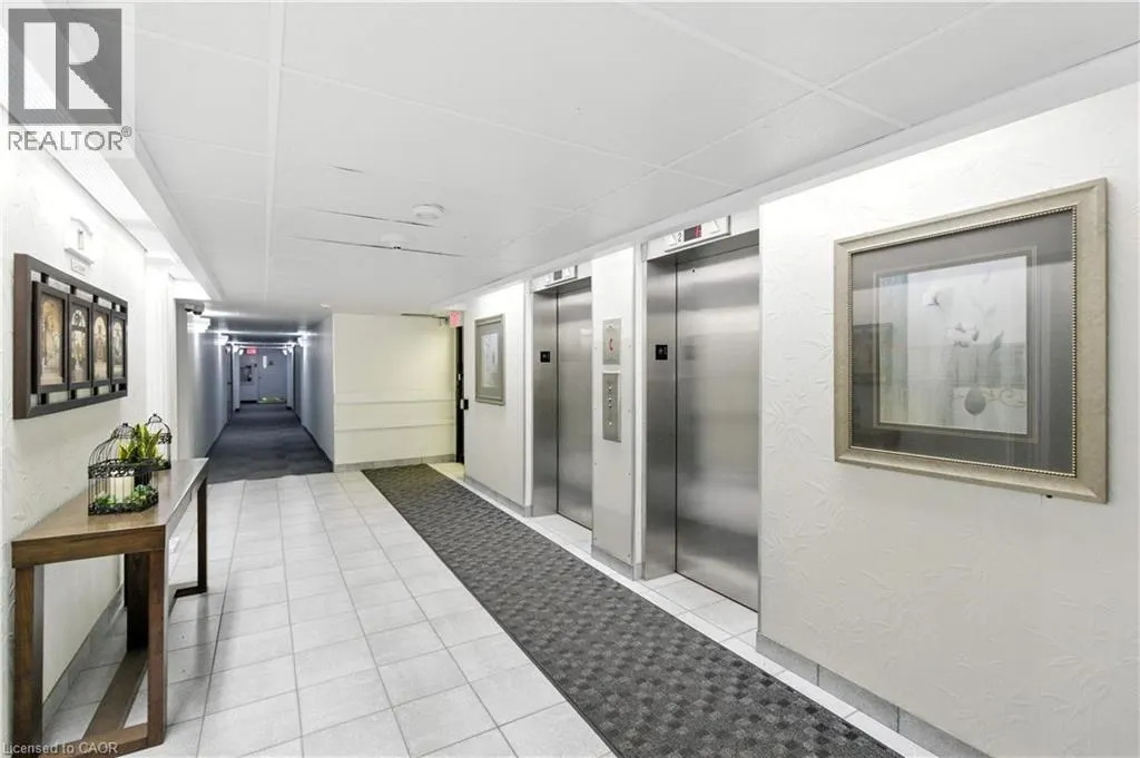 9 BONHEUR Court Unit# 807, #807