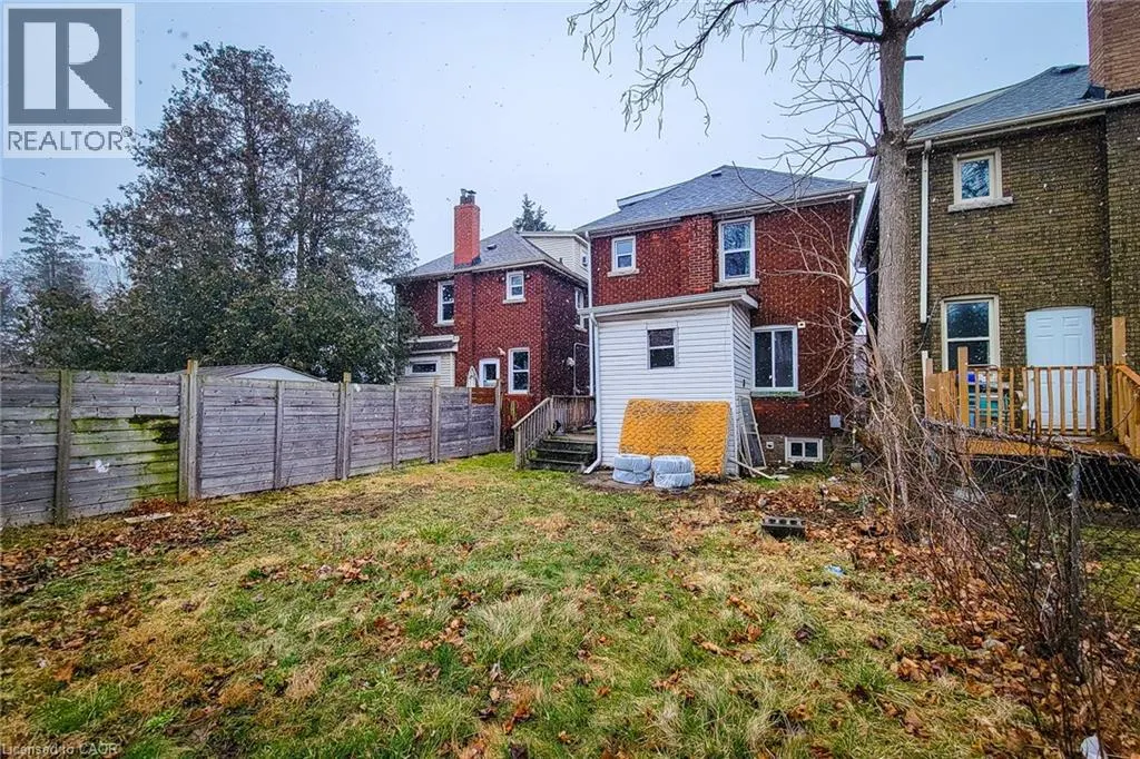 63 PAISLEY Avenue S