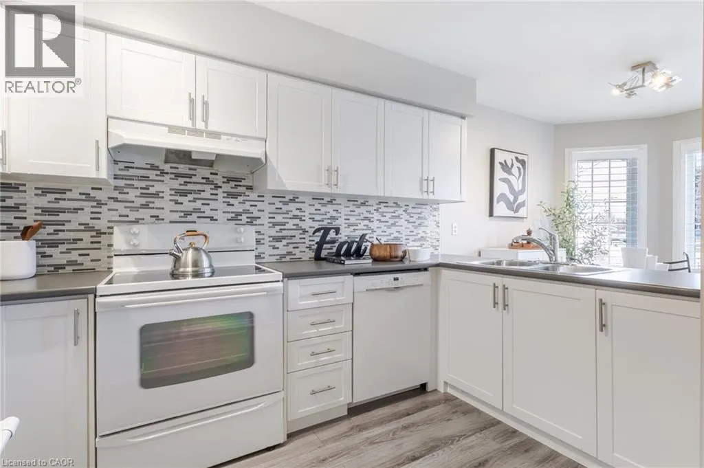 2110 CLEAVER Avenue Unit# 102, #102