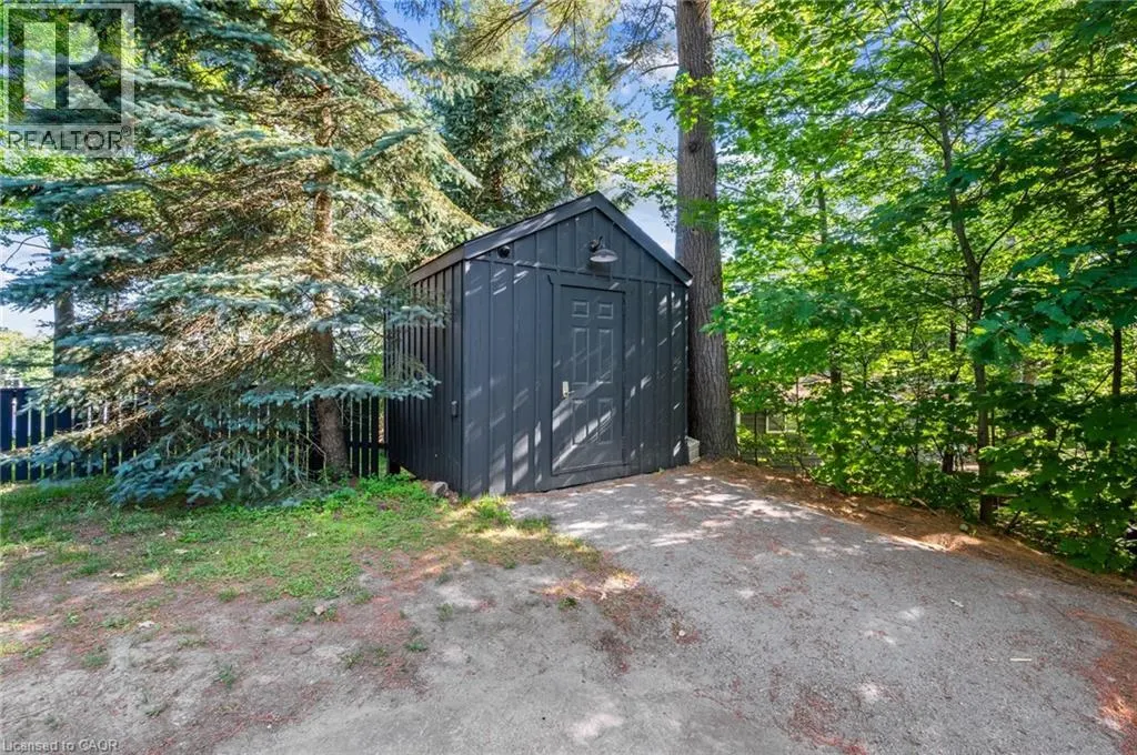 2872 MUSKOKA ROAD 118 W