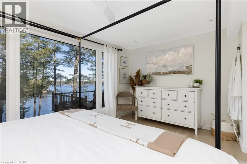 2872 MUSKOKA ROAD 118 W
